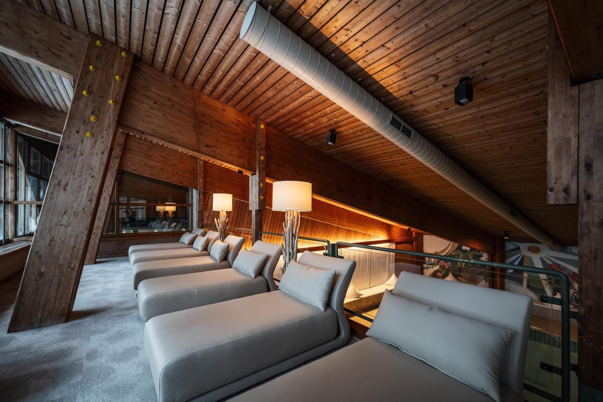 Sporthotel Teresa Бадия Екстериор снимка